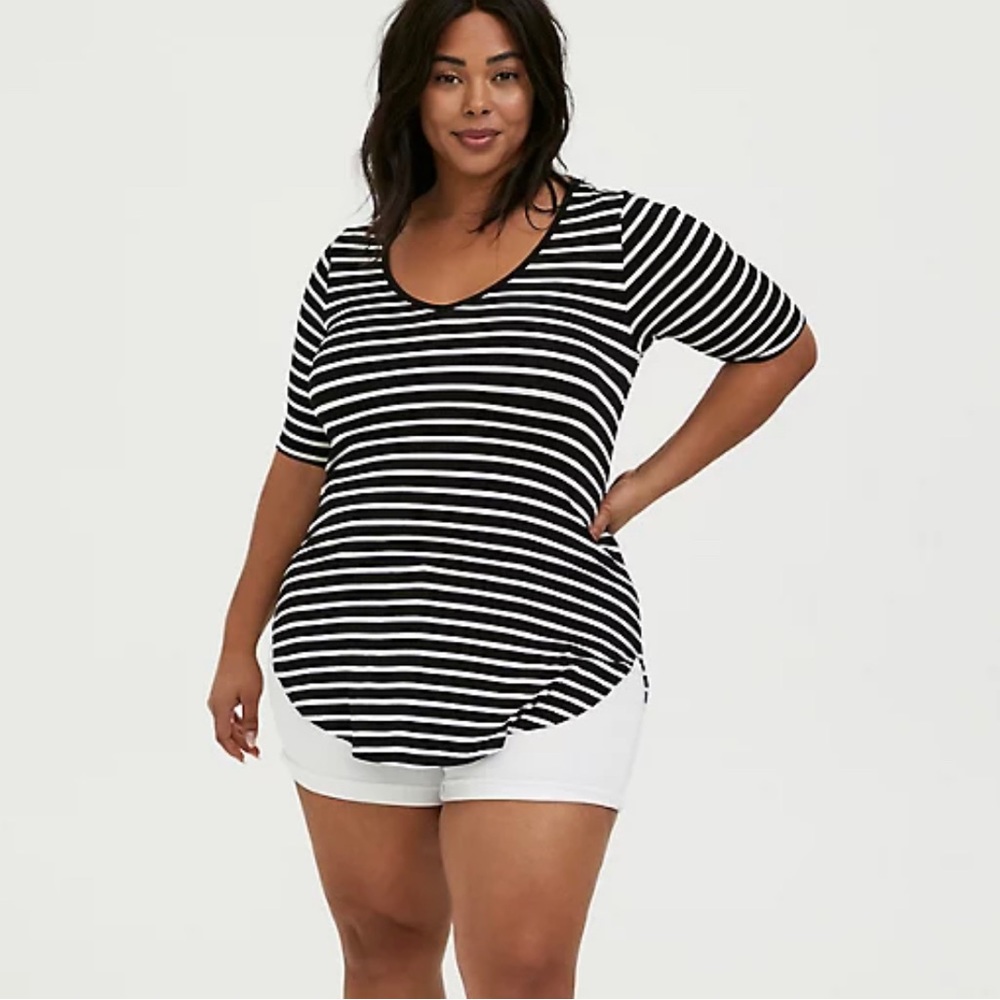 TUNIC SUPER SOFT V-NECK TEE